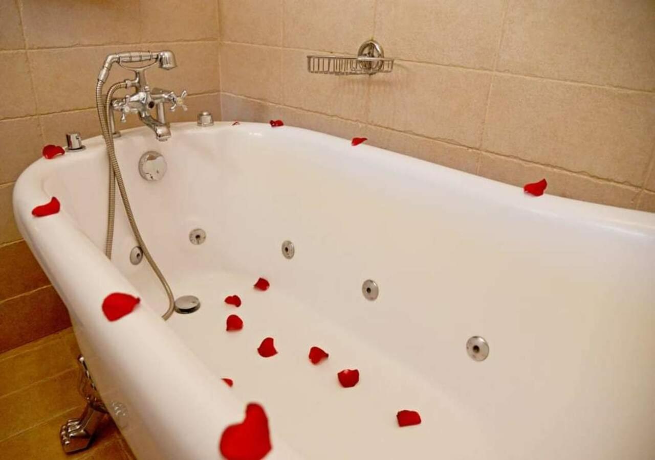 Odos Oneiron Boutique Hotel Chania  Buitenkant foto